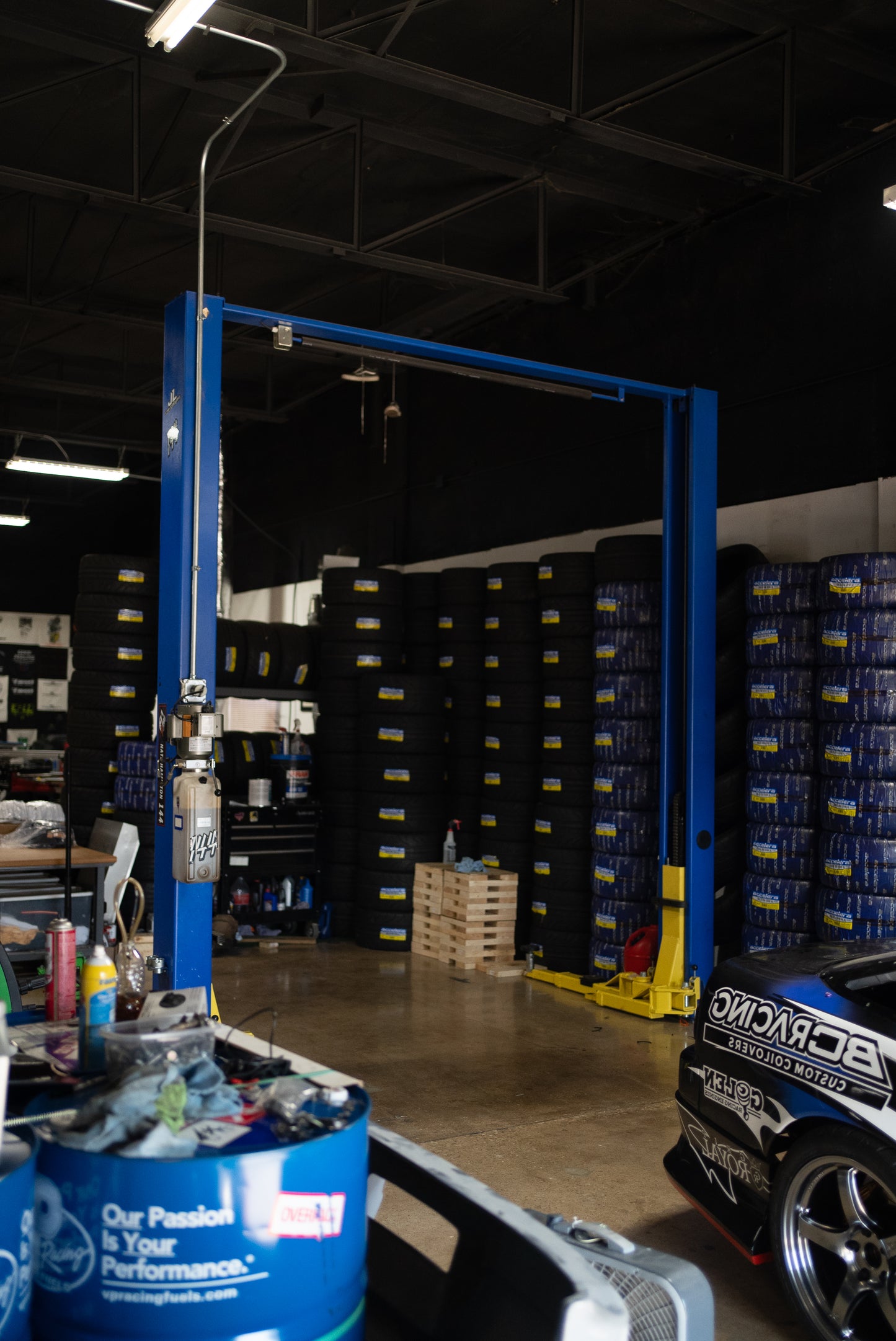 AUTOMOTIVE LIFT